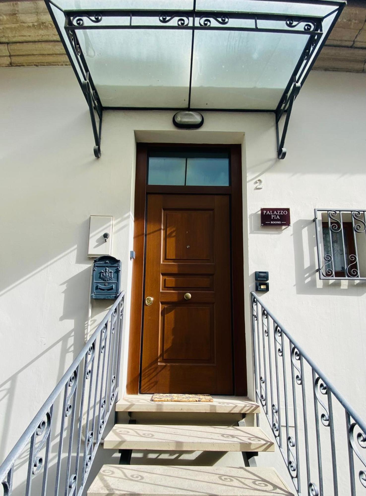 Palazzo Pia Rooms Valdragone Exterior photo